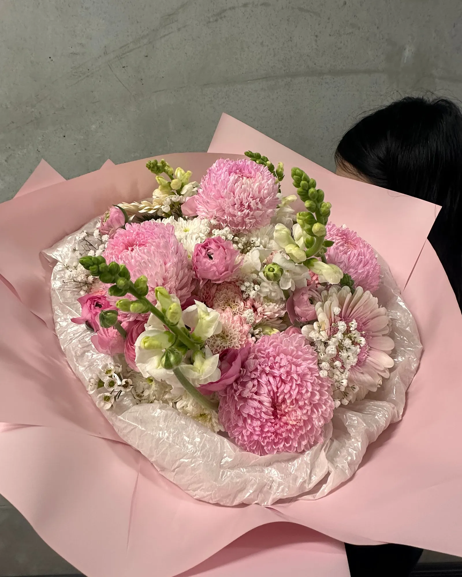Blush Chrysanthemum & Snapdragon Bouquet