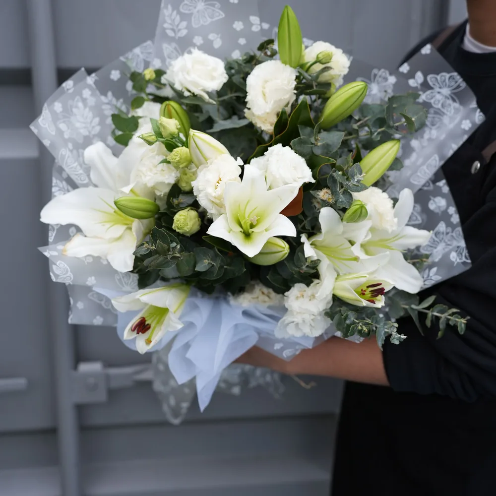 Pure White Elegance - view 2
