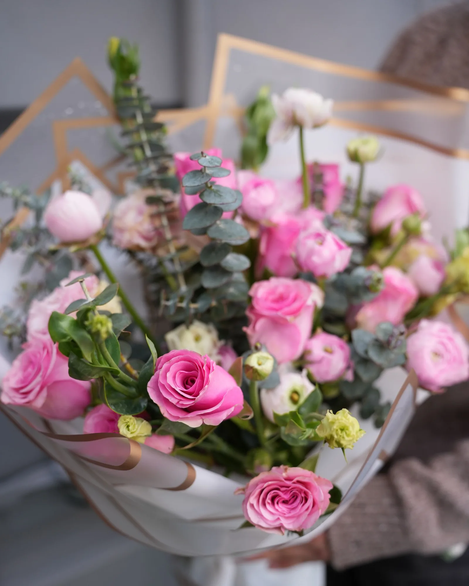 Romantic Peony & Rose Bunch - hero shot