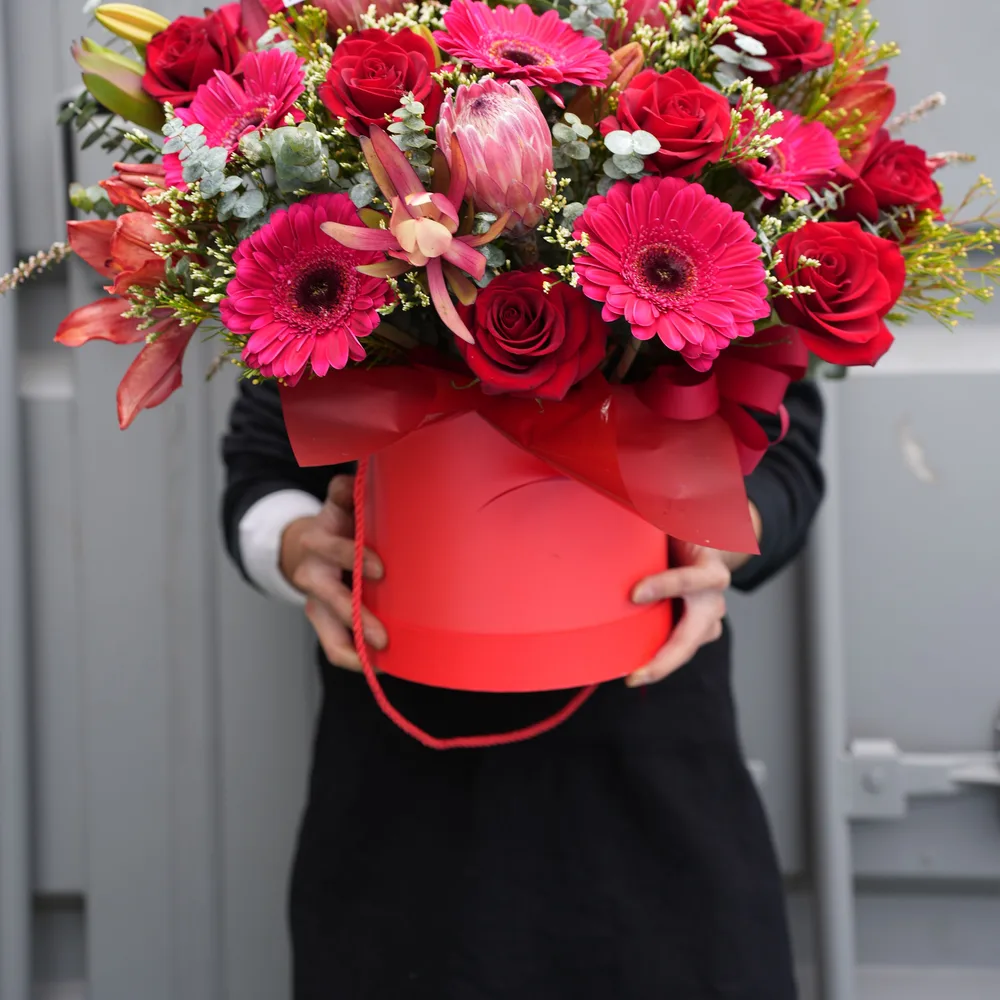 Ruby Romance Hatbox - view 2