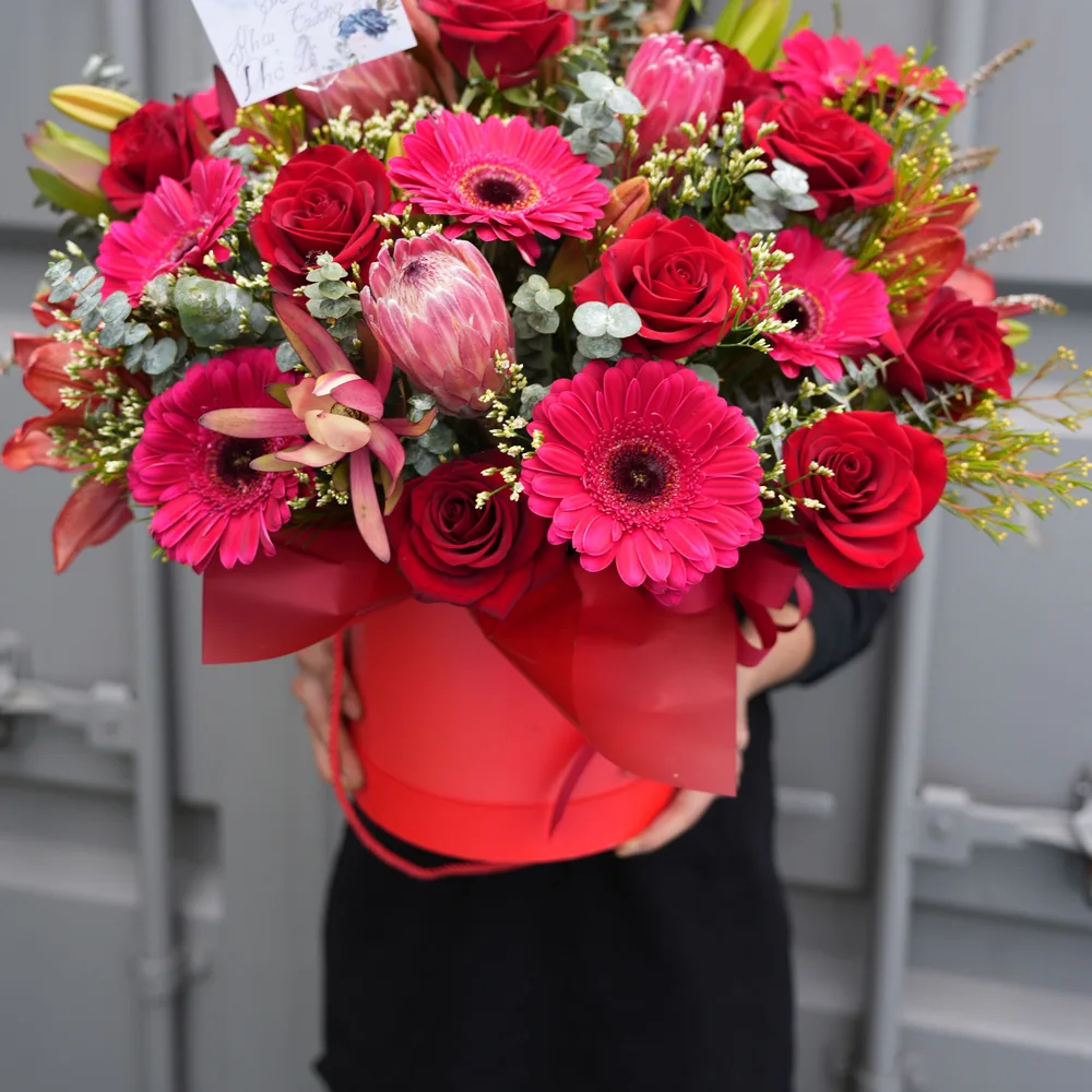 Ruby Romance Hatbox - view 3