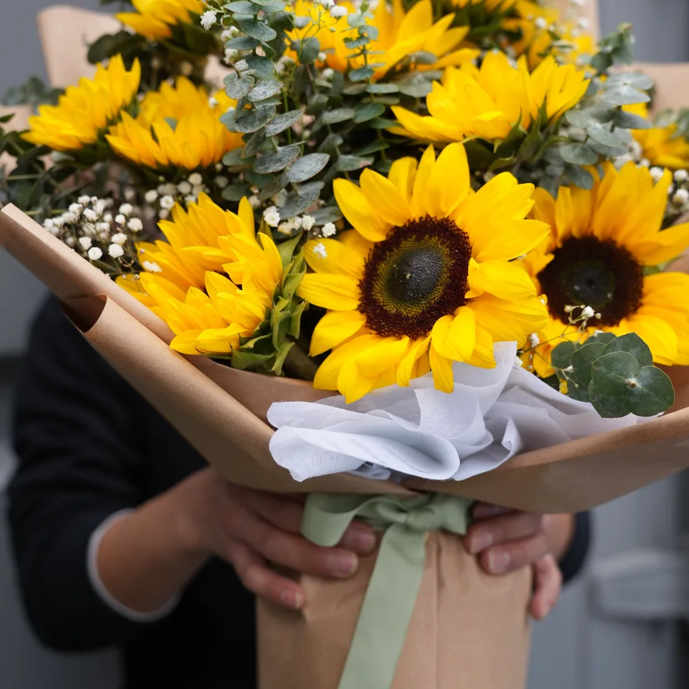 Vibrant Sunshine Bouquet - view 4